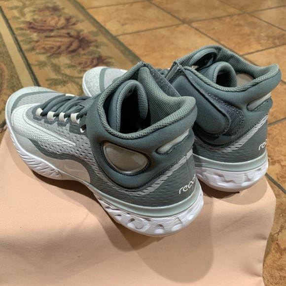 Nike Alpha Huarache Elite 4 Mid’ Baseball Cleats - Picture 11 of 13